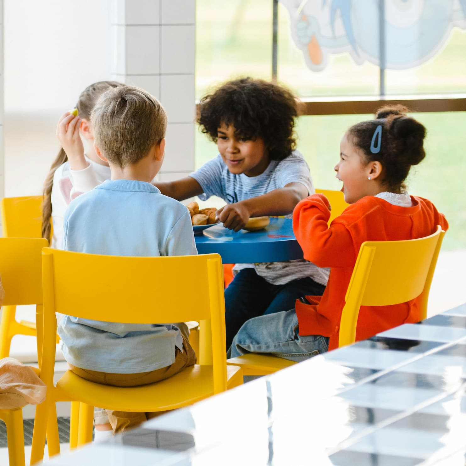 children eating